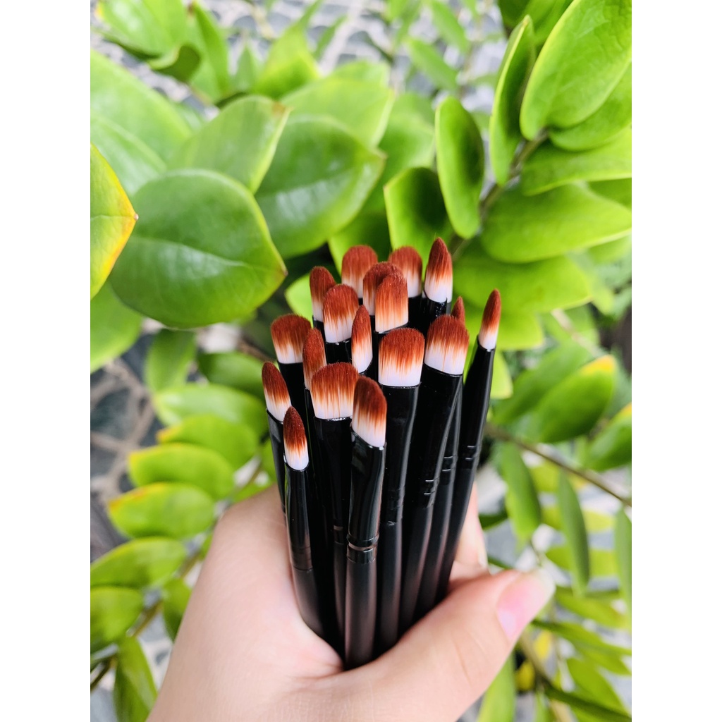 Cọ trang điểm The Rucy chuyên dụng dùng cho mắt & môi