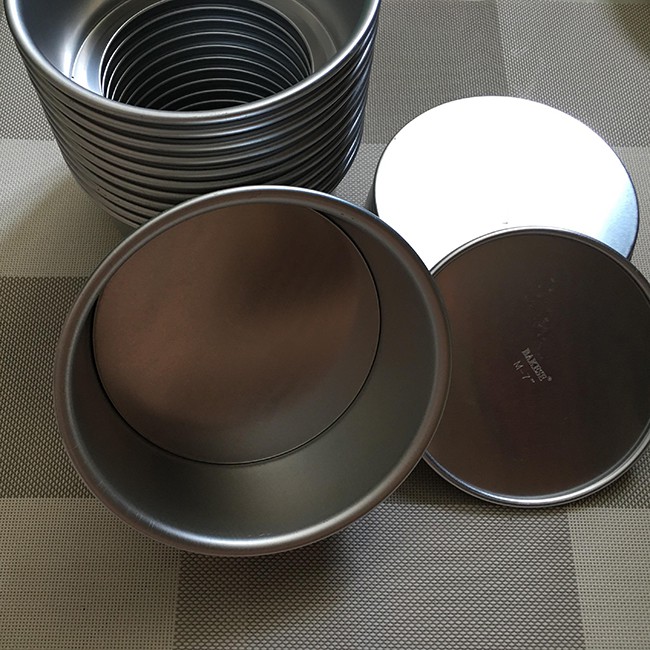 HCM - Khuôn nhôm nguyên khối tròn đế rời làm bánh gato, bông lan M7 17.5cm