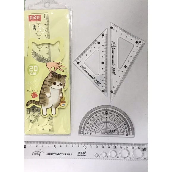 Bộ 4 Êke , thước kẻ , thước đo độ kèm túi hình xinh xắn