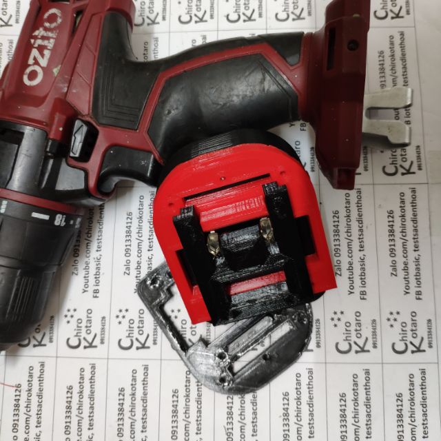 Đế chuyển chân hộp pin Ozito 18v PXBP-150,PXBP-200,PXBP-300,PXBP-400 Li-ion sang Makita cài