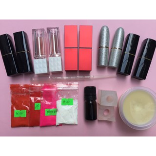 Bộ nguyên liệu/ dụng cụ làm son handmade 10 thỏi set hỗn hợp