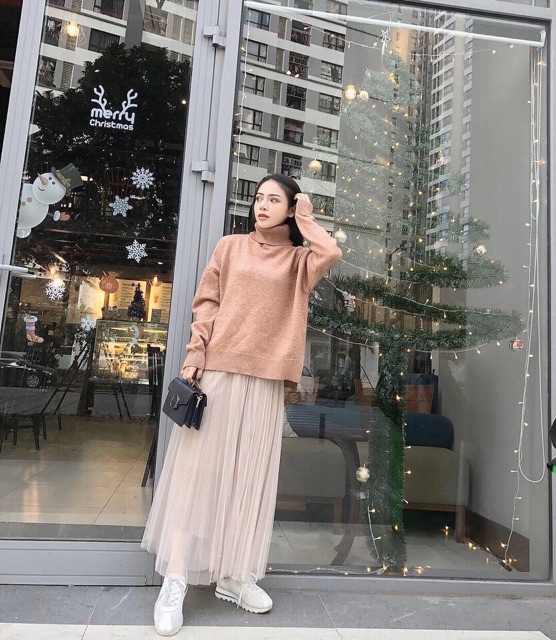 Áo len trơn cổ lọ lông thỏ