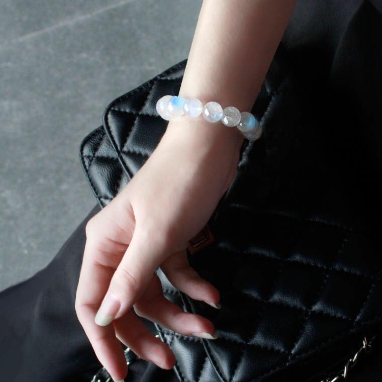 Vòng Tay Nữ Moonstone trắng ánh xanh 6li 8li tròn trơn cho nữ mệnh Kim và Thủy- Vòng phong thủy TUDO tự nhiên