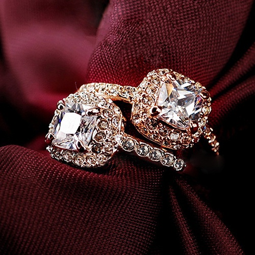 Nhẫn kim cương kiểu dáng sang trọng cho nữ