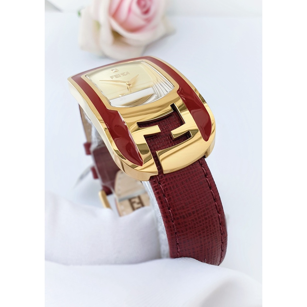 Đồng hồ nữ chính hãng Fendi Chame leon dây da đỏ cực hot- Máy quartz pin Thụy Sĩ - Kính sapphire
