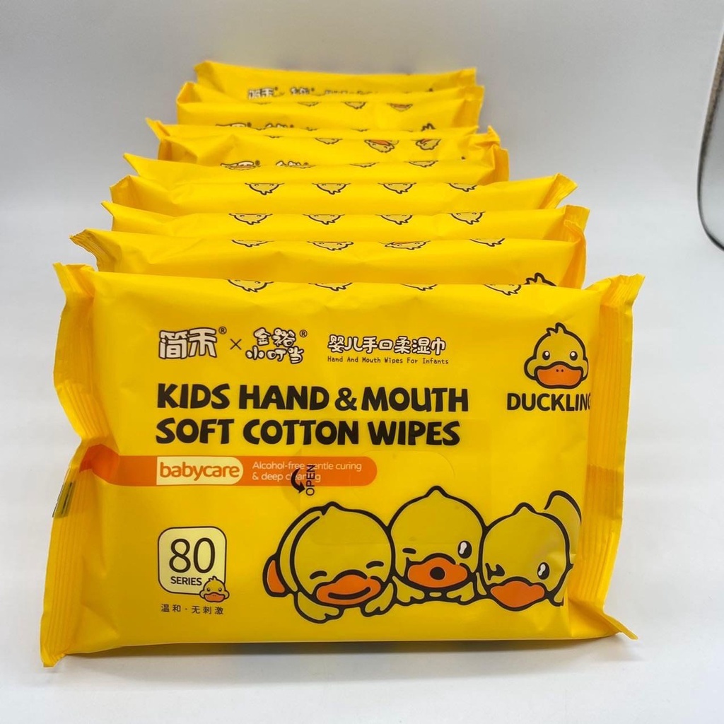 Hộp 10 Gói Khăn Giấy Ướt Vịt Vàng Nội Địa Trung