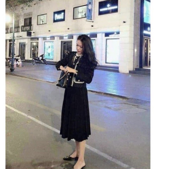 Chân váy xếp ly dáng dài siêu HOT 2 màu dễ phối đồ hàng l1 chất đẹp khỏi bàn