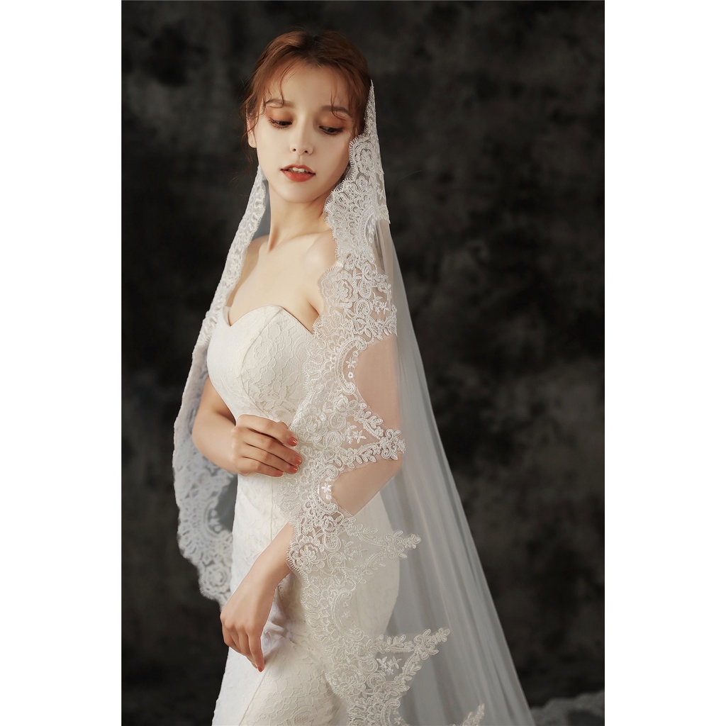 Bridal Veil 3M long wedding dress single layer trailing veil with hair comb high-grade lace welt beige and w thumbnail