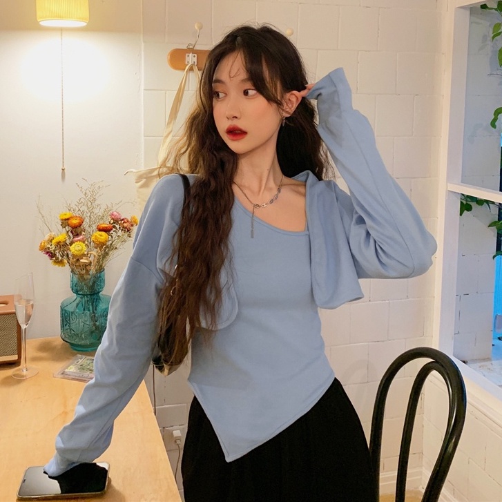 Set áo hai dây + áo khoác cardigan ngắn tay dài phong cách Hàn Quốc cho nữ chất lượng cao