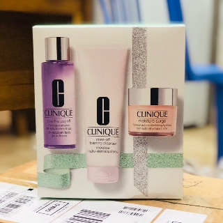 Set Tẩy Tế Bào Chết + Dưỡng Ẩm Clinique