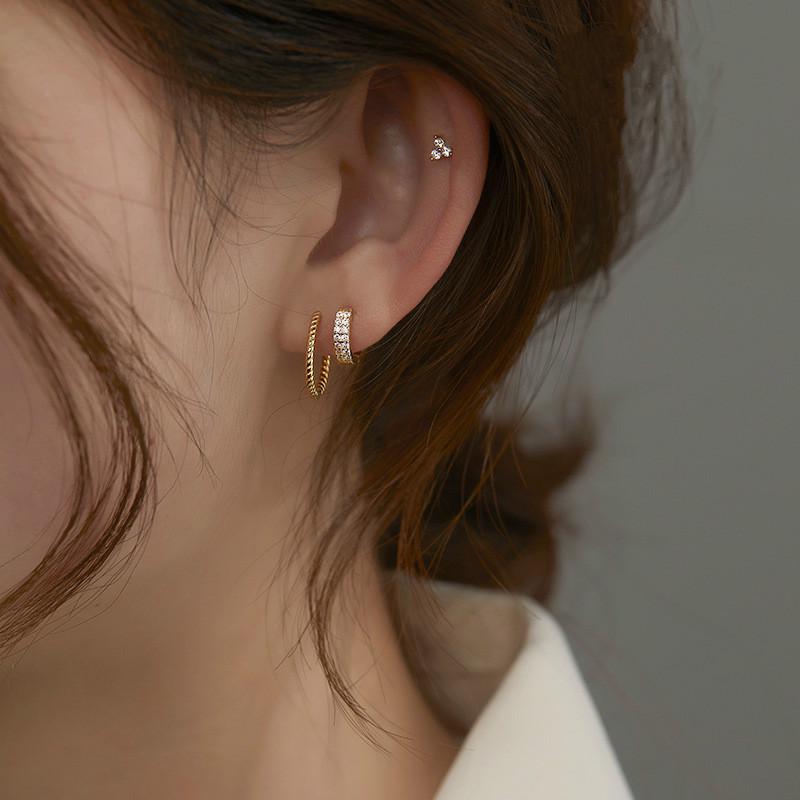 Khuyên Tai Nữ Hình Tròn Thời Trang Hàn