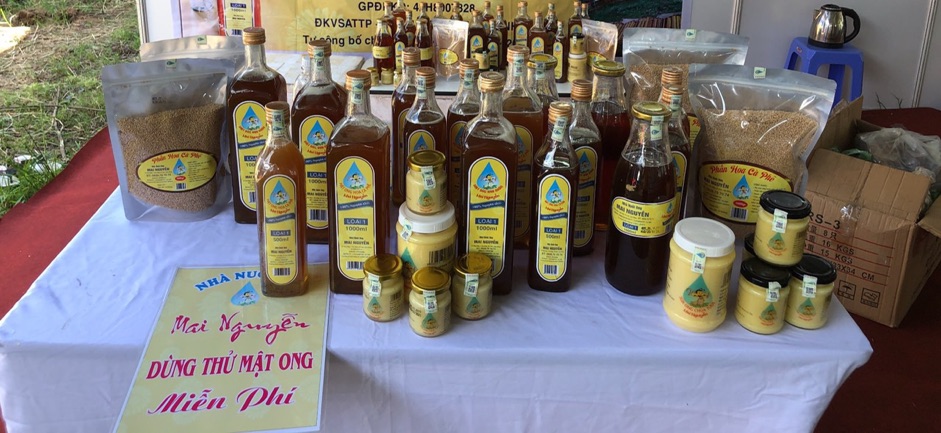 Mật Ong Cao Cấp🍁 1 LÍT🍁Mật Ong Chúa Cà Phê Thơm Ngon Nguyên Chất,Mật Ong Cafe Không Pha Trộn Nguyên Chất | BigBuy360 - bigbuy360.vn