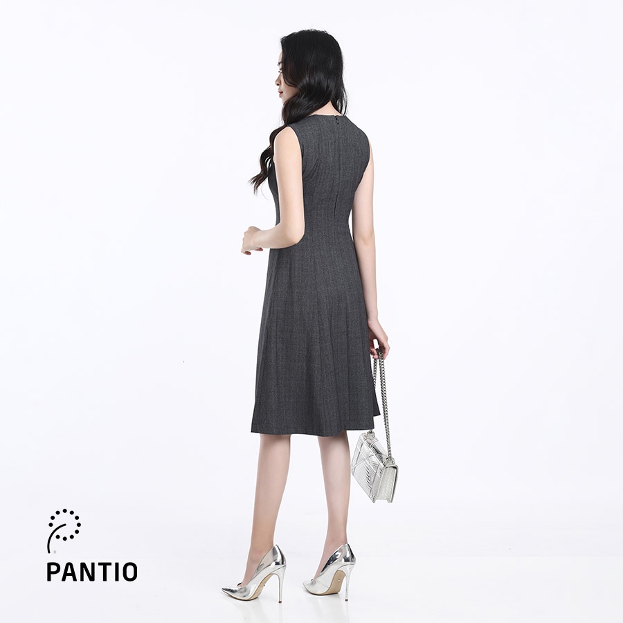 Đầm dạo phố chất liệu thô mềm đính khuy chéo không tay dáng xòe FDP12510 - PANTIO