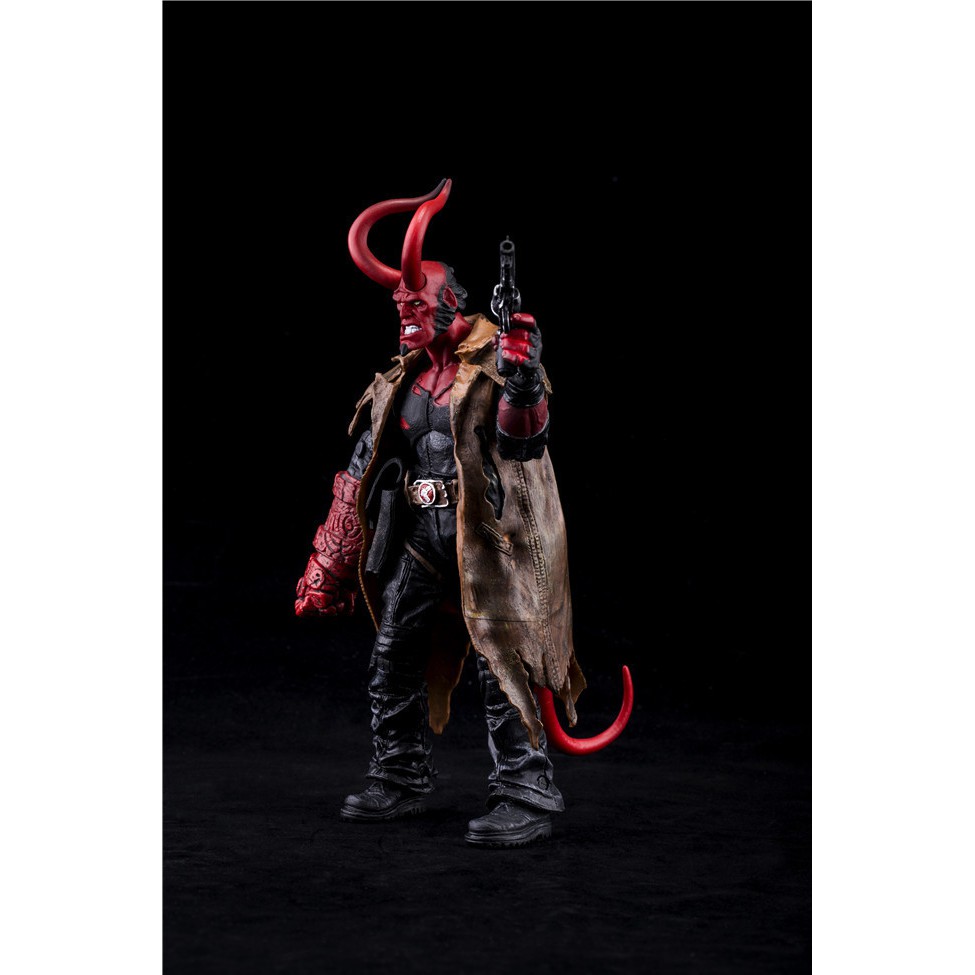 Mô hình Hell boy quỷ đỏ Mezco 7 inch cử động khớp