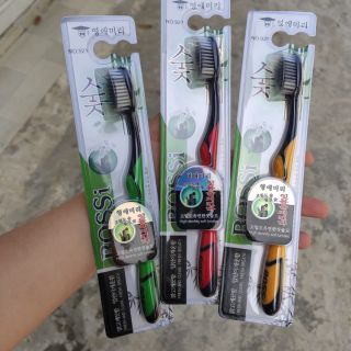 Bàn chải than tre hoạt tính Hàn Quốc