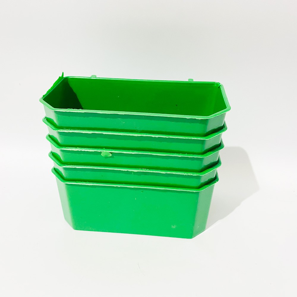 Máng đựng thức ăn cho chim bồ câu, gà chất liệu nhựa xanh giá rẻ - Ricky Bird Shop
