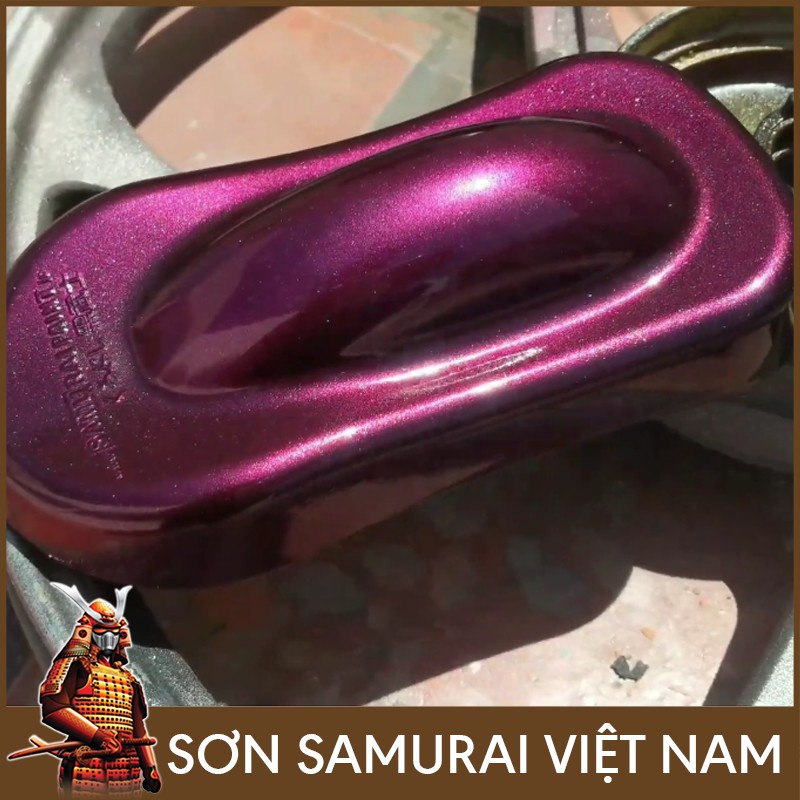 Sơn Samurai màu tím nho UCH611 + TCH611 chính hãng, sơn xịt phủ dàn áo xe máy chịu nhiệt, chống nứt nẻ, kháng xăng