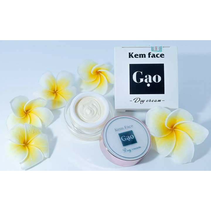 KEM FACE SỮA GẠO NON