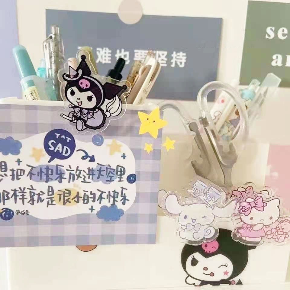 Kẹp Giấy Ghi Chú Bằng Acrylic Họa Tiết Hoạt Hình Dễ Thương