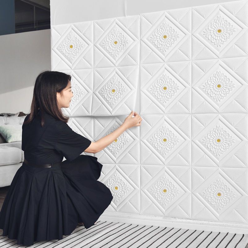 【Sẵn sàng giao hàng】 giấy dán tường giấy dán tường phòng ngủ Tự dính 3D Tấm dán tường trần ba chiều Phòng Xốp