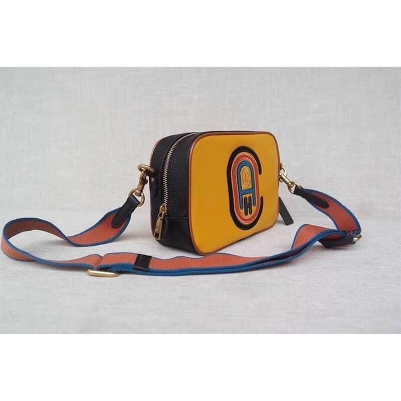 Túi COACH hộp đeo chéo logo thêu