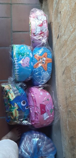 (SIÊU HOT) Phao tay liền thân cho bé siêu nhẹ và rất thoải mái