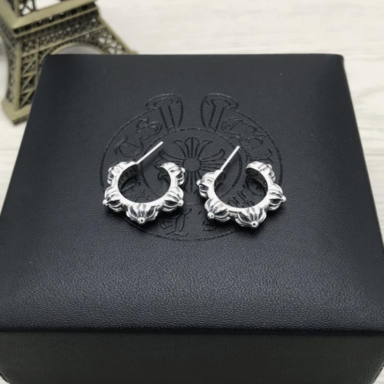 Khuyên tai Chrome heart, khuyên tai bạc tròn ,hoa tai họa tiết 5 bông nổi , Trang sức bạc cao cấp HHST00 Mã K0009