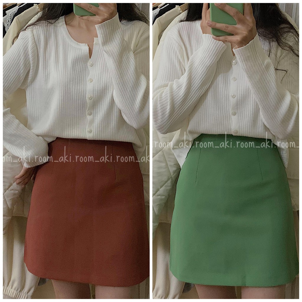 Áo cardigan khuy vuông cổ tròn V