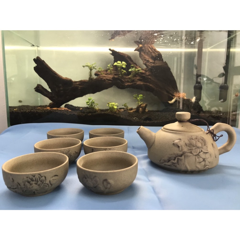 BỘ ẤM TRÀ NHAM SA CAO CẤP - ĐẮP SEN NỔI - 1 ẤM 6 CHÉN cam kết hàng đẹp