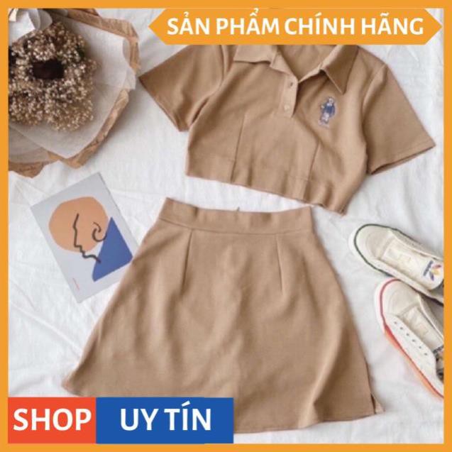 Set bộ áo croptop và chân váy chữ A có kèm quần trong