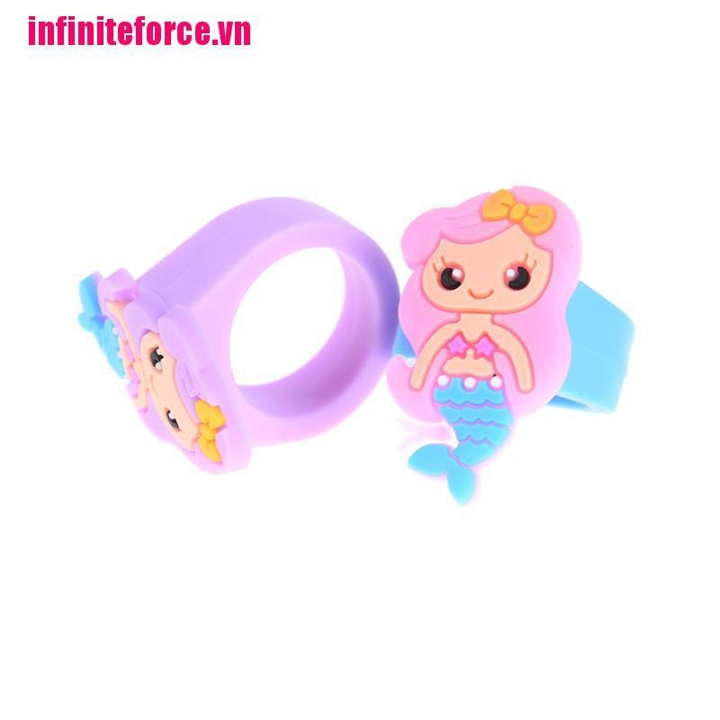 1 Nhẫn Nhựa Pvc Họa Tiết Cá Cho Nữ