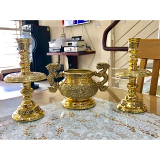 BỘ LƯ HƯƠNG VÀ CHÂN NẾN BẰNG ĐỒNG