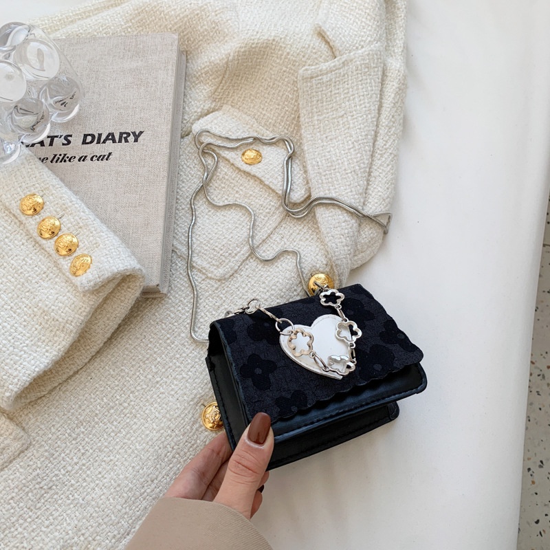 Túi Đeo Chéo mini 2022 Màu Đen Thời Trang Dành Cho Nữ