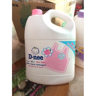 Nước giặt Dnee