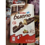 Kẹo Socola nhân sữa hạt dẻ Kinder Bueno 43g