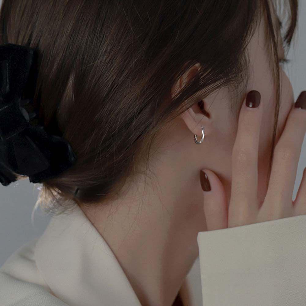 Bông Tai Hình Tròn Bằng Kim Loại Phong Cách Retro Dành Cho Nữ