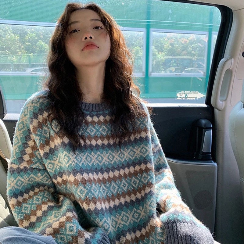 Áo sweater đính kim cương xanh lá mùa thu và mùa đông mới 2021