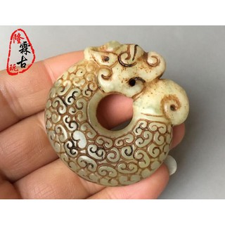 Tượng ngọc bích kiểu cổ điển độc đáo