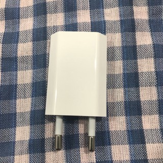 Củ sạc iphone Zin có seri bên trong chuẩn châu âu