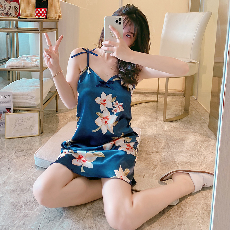 Bộ đồ ngủ cổ chữ V sling bộ đồ ngủ nữ gợi cảm với áo ngực bộ đồ hoạt hình dịch vụ tại nhà | BigBuy360 - bigbuy360.vn