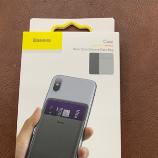 Ví silicon gắn vào điện thoại và ốp
