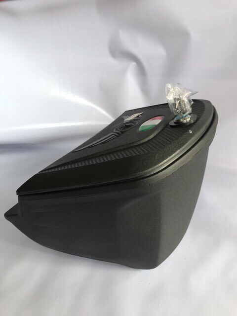 Thùng giữa kiểu givi cho nhiều loại xe