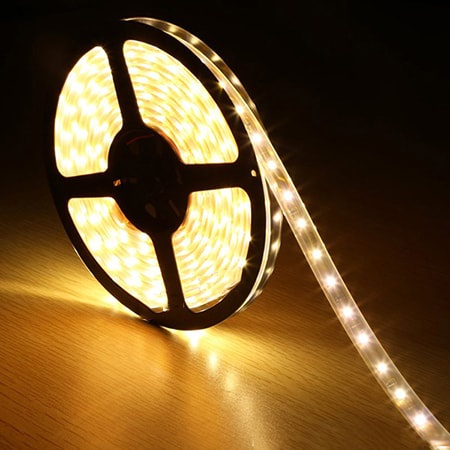 Cuộn Led dây dán 5m 5050 có keo đơn màu Vàng Nắng