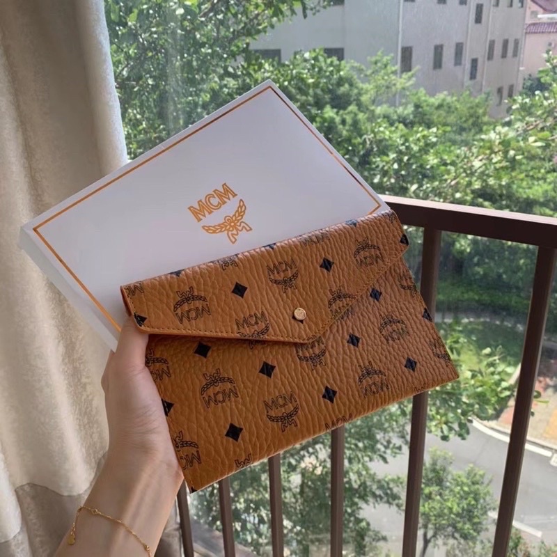 ví MCM vip gift hàng quà tặng hãng