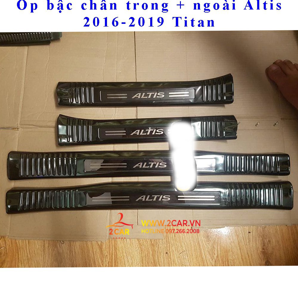 Ốp bậc cửa trong, ngoài xe Toyota Altis 2016-2020 Titan