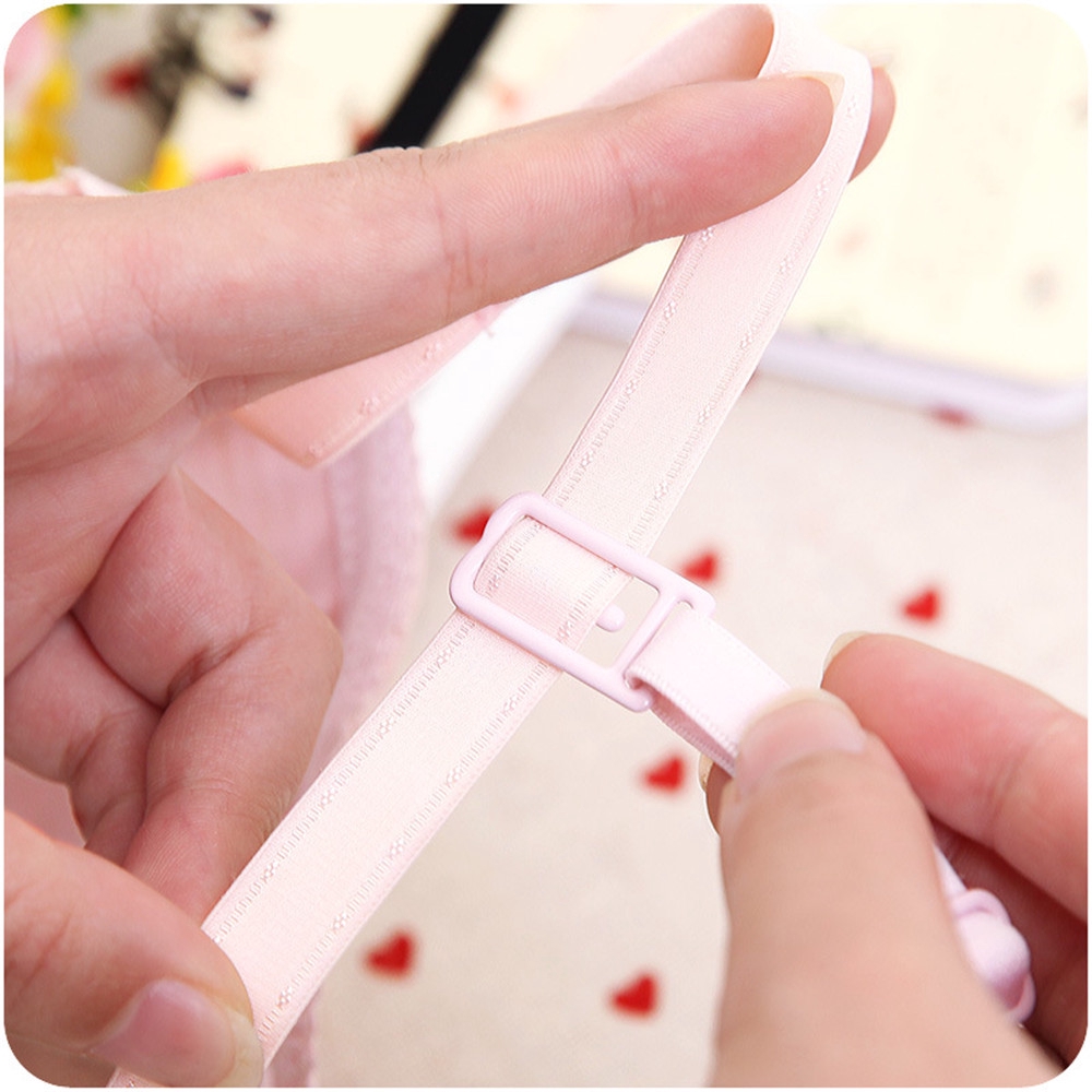 Dây áo ngực chống tuột và có thể tháo rời