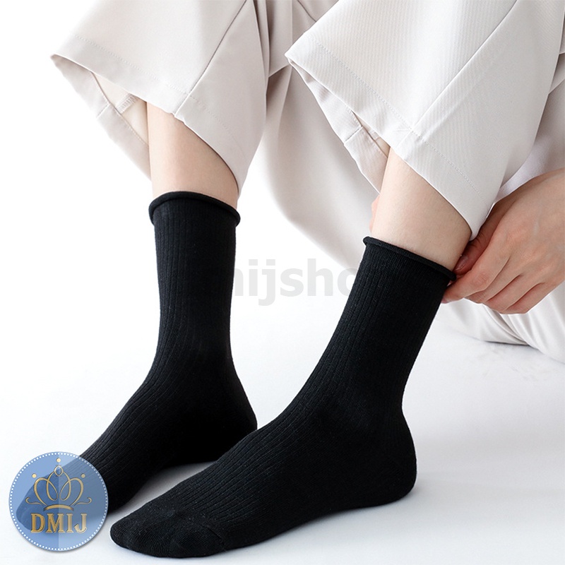 Tất nữ cổ cao họa tiết đặc biệt vớ nữ cổ cao nhiều màu đang yêu