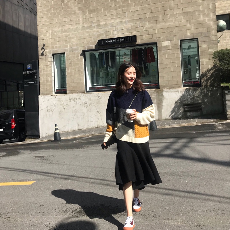 Áo len phối màu + chân váy len đuôi cá dáng dài Hàn Quốc phong cách vintage