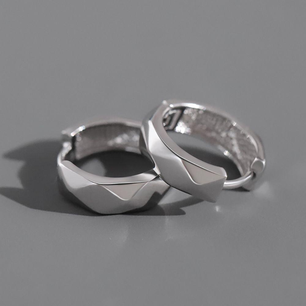 Bông Tai Hình Tròn Bằng Hợp Kim Phong Cách Hip Hop Thời Trang Cho Nam