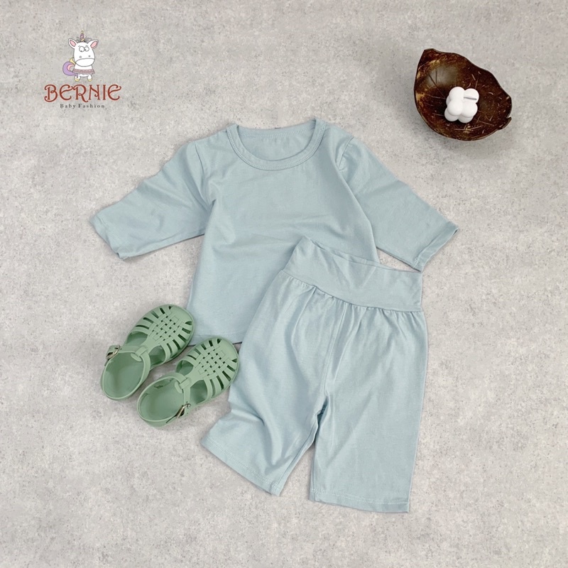 Bộ đồ bé trai bé gái BERNIE bộ thun lạnh cotton dẻo cạp cao tay lửng mặc điều hoà cho bé 8- 17kg-21B008